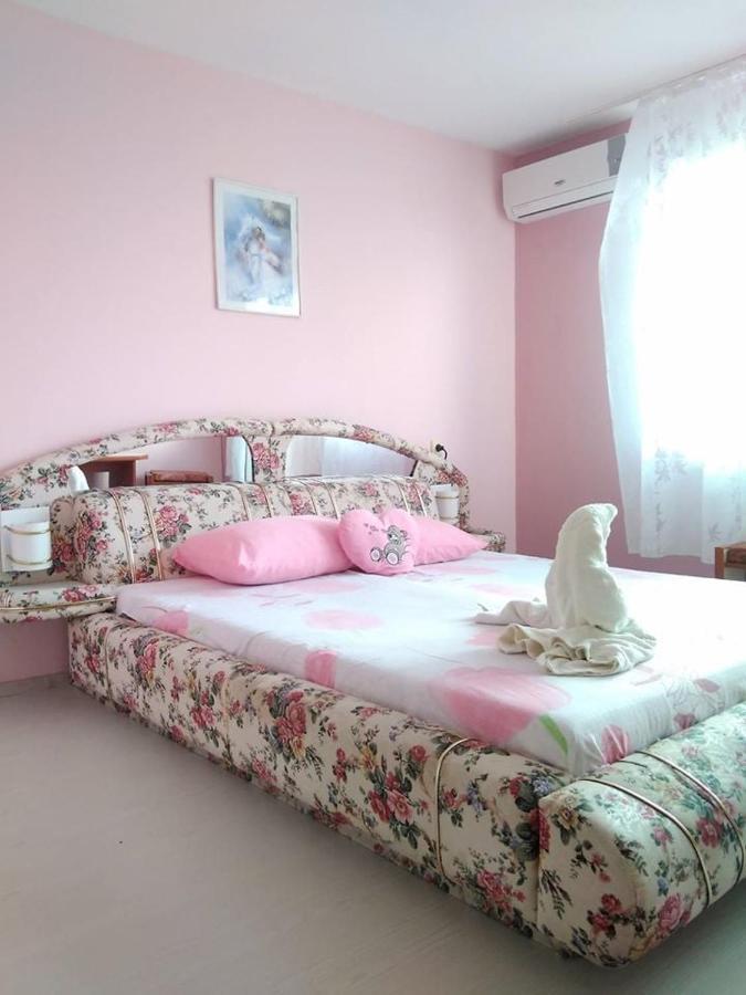 Къща За Гости Синьо Лято Pomorie Exteriér fotografie